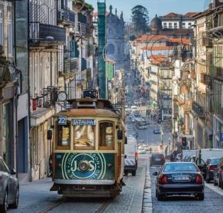 جادویی‌ترین شهر پرتغال، روایتی عجیب از بنیامین رضایی