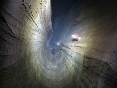 عمیق‌ترین غار جهان در كرمانشاه