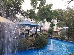 باغ خانوادگی باران
