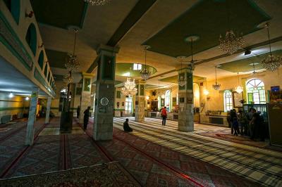 مسجد و قرآن نگل