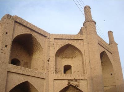 كاروان سرای تاریخی و زیبای روستای شوریاب