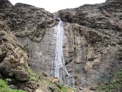آبشار یخی آبنیك