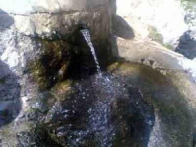 چشمه آب معدنی دوشینگ