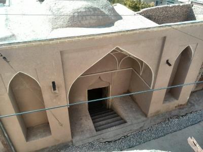 خانه و دربند دكتر محمد حسین قوه ندوشن