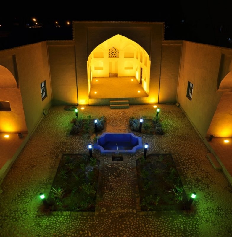 خانه تقوی (اكرم خان)