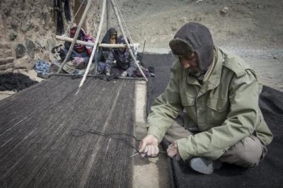 سیاه چادر بافی خراسان جنوبی