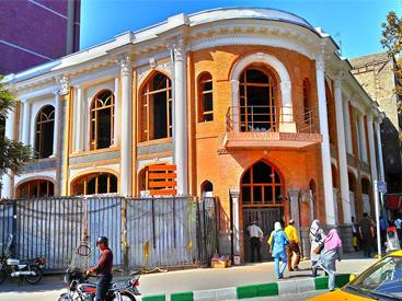 موزه ماشین های اداری سفیر تهران-0LNCyF1n5Y