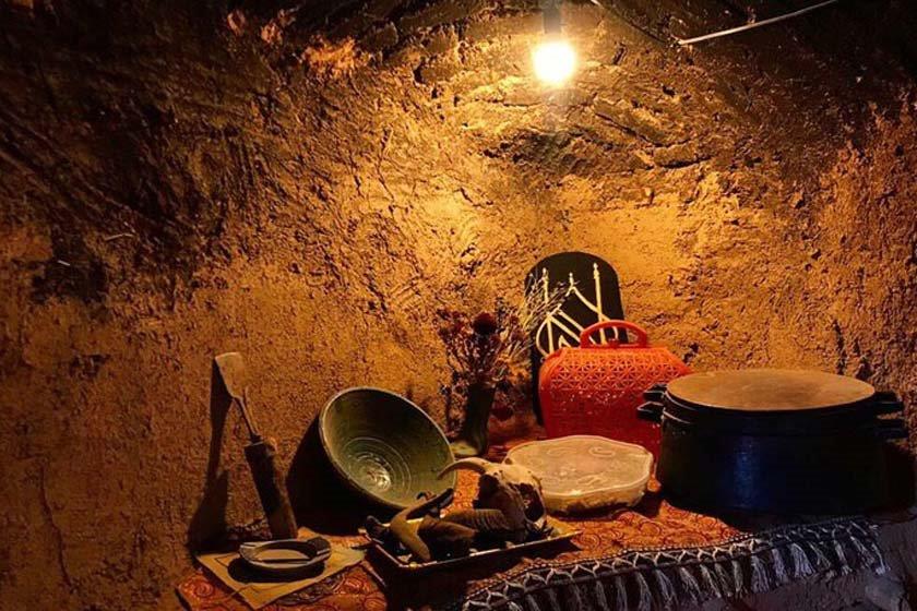 اقامتگاه بوم گردی بید سوخته یزد-0LgoBdkKCn