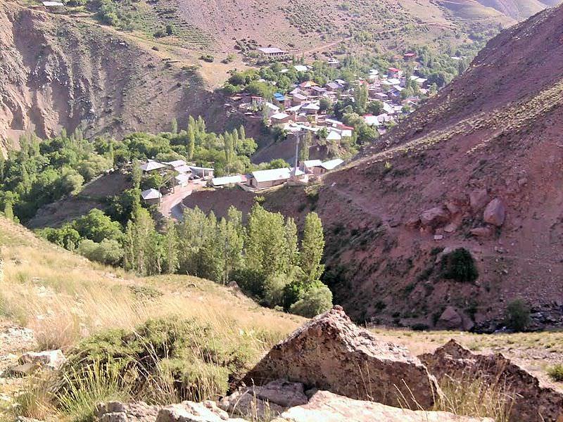 در مسیر جاده چالوس این مكانها را از دست ندهید-0XYBFqTtqD