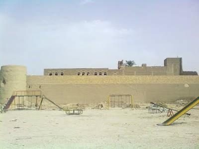 قلعه كلات اهرم-0cO7odZF4a