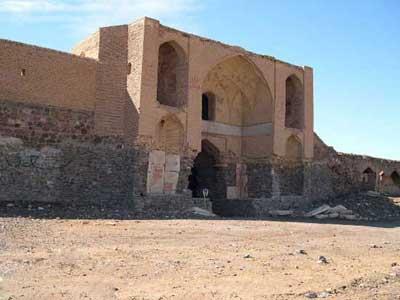 كاروانسرای قلعه خرگوشی عقدا-0garpIfO0Z