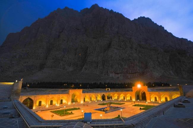 هتل كاروانسرای بین المللی لاله بیستون-12hF63NGJq