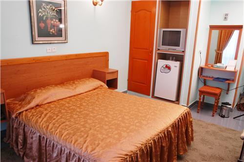 هتل جهانگردی نمونه انزلی-1Wv2K7iuK6