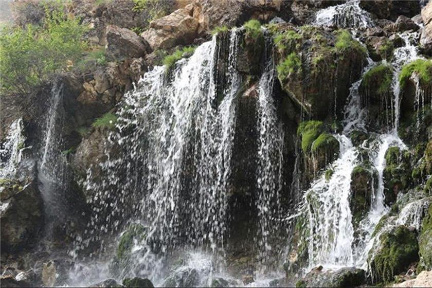 آبشار نره گر اسبو-1vrs5qaWCn