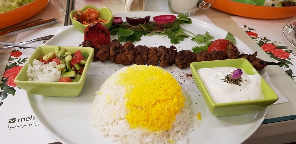 رستوران گیاهی مهر میترا-1yCGQLaGCC