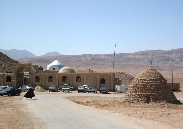 روستای آبگرم – اصفهان-2BQdSwP2BQ