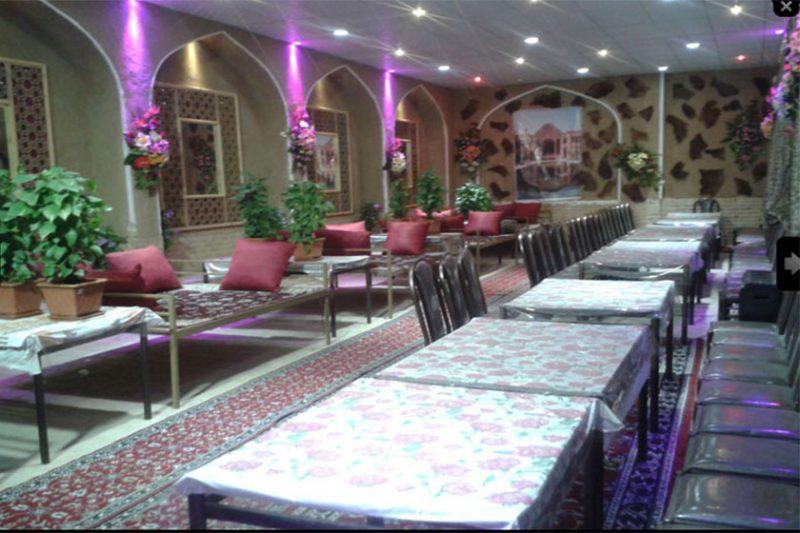سفره‌خانه و رستوران یاقوت كاشان-2LDCcImDs1