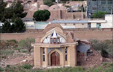 آثار ملی ایران كه تخریب شده اند-2MmpdyfHKX
