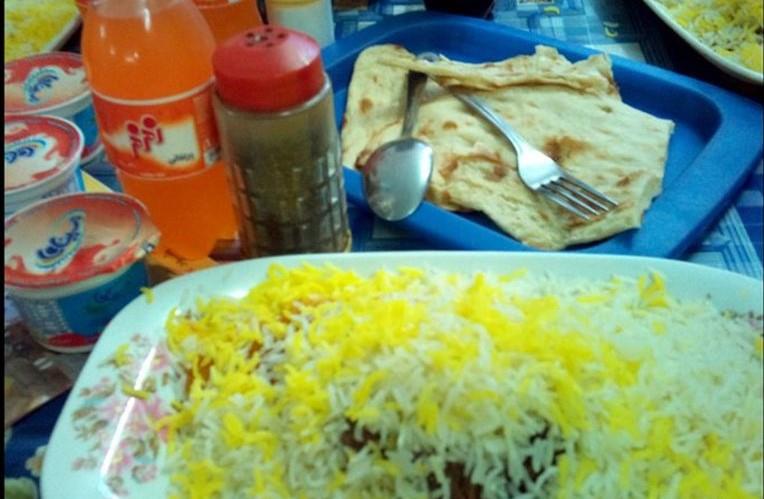 رستوران همیشه بهاركرمان-2i38HUZ2p5