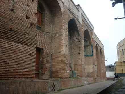 عمارت مقبره میر بزرگ-2v597ilqb6