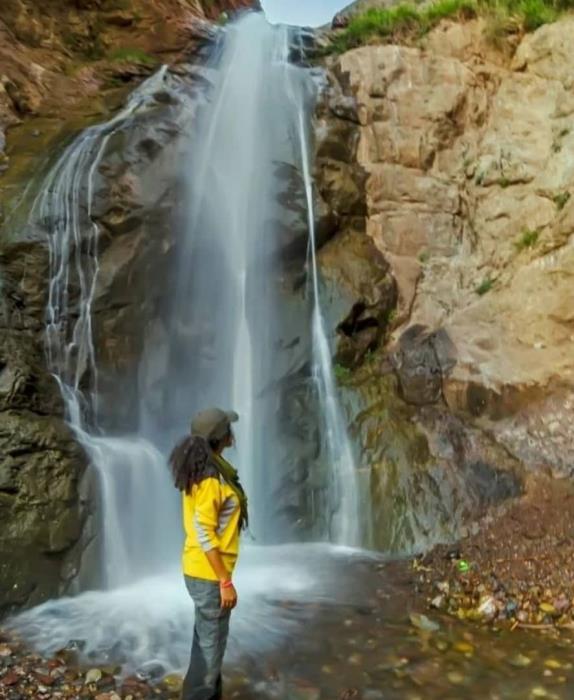 روایت النا از یكی از نزدیك‌ترین آبشارها به تهران-3CMhKOafAq