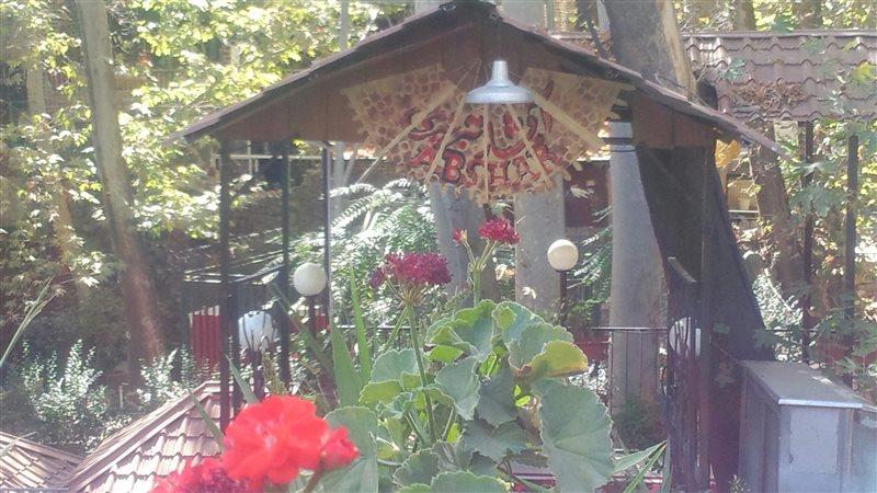 رستوران آبشار تبریزی-3gJa3o2UjU