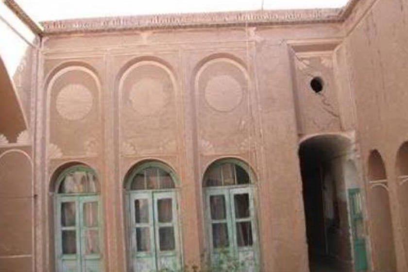 خانه صادقیان-3pv0qeCXwC