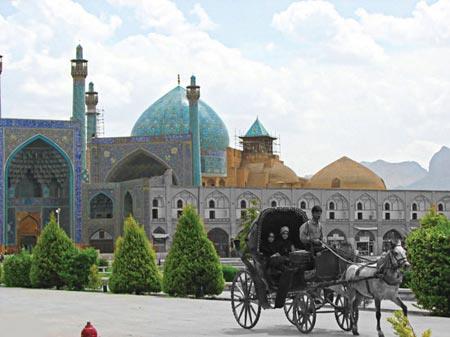 به اصفهان سفر می كنید یا فارس ؟-4H0IdhzhQQ
