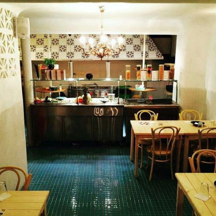 كافه گودوی تهران-4HdrTIDaAL