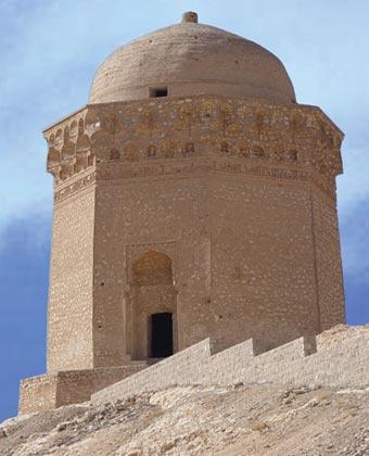 گنبد عالی ابركوه ( نخستین اثر ثبت شده استان یزد )-4Rh61gzorU