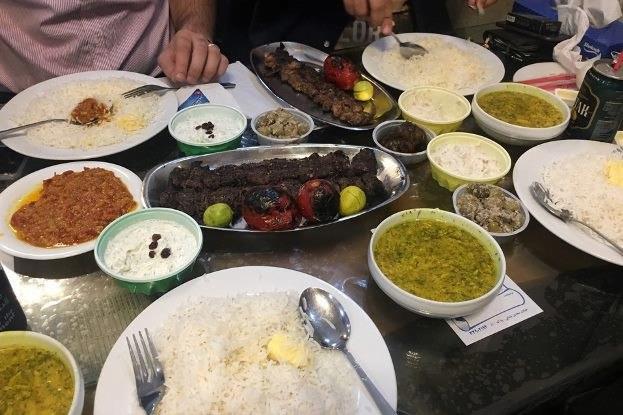 بهترین رستورانهای گیلانی تهران-5DbqAVcltL