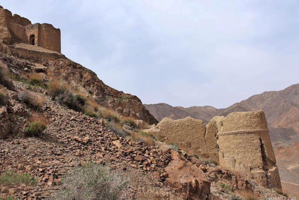 قلعههای ساروی-5EL4MDXtrG