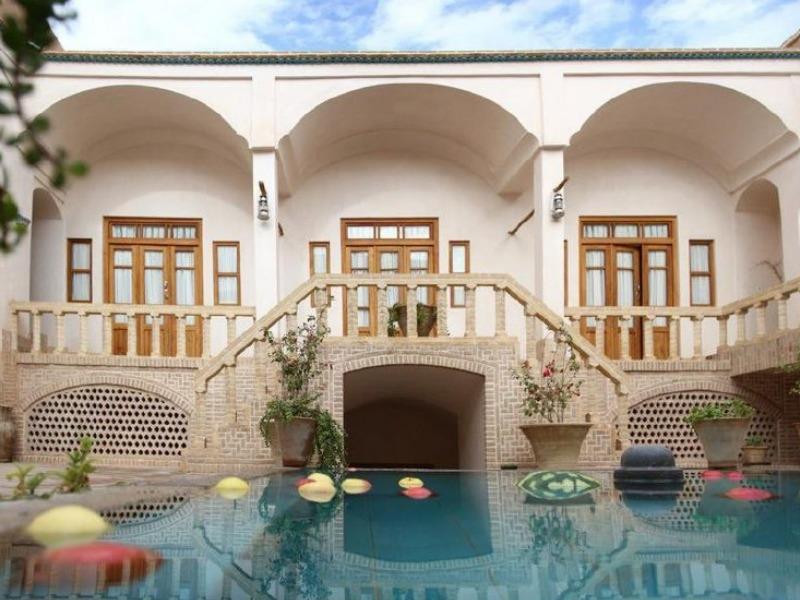 اقامتگاه سنتی كاشانه روشن-5Fdfjnsr25