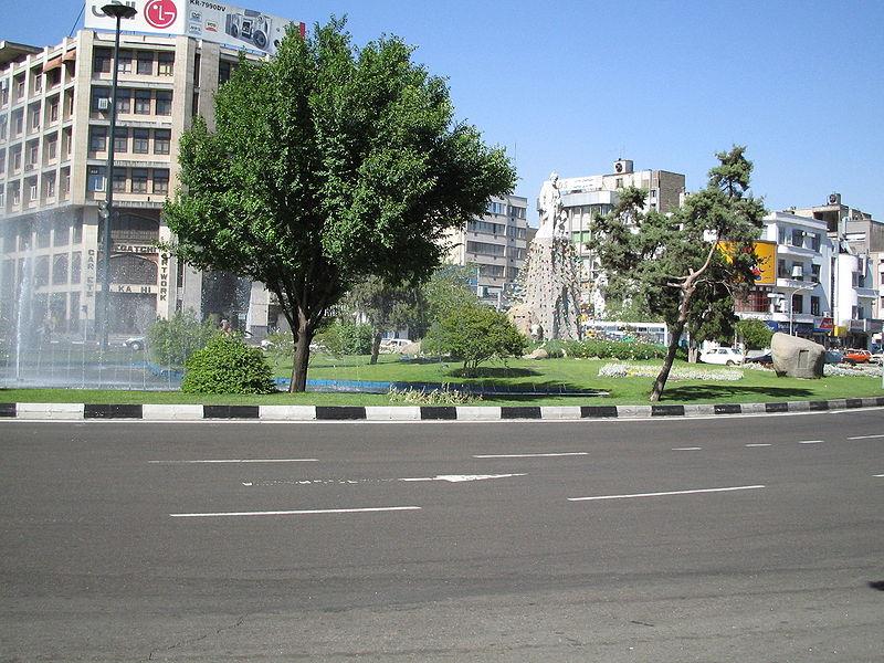 میدان فردوسی تهران-5UHHwi5Pno