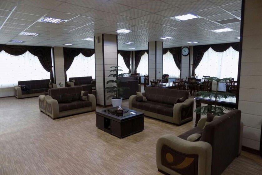 مجتمع میلاد نور یزد-6JTmRkH8g4