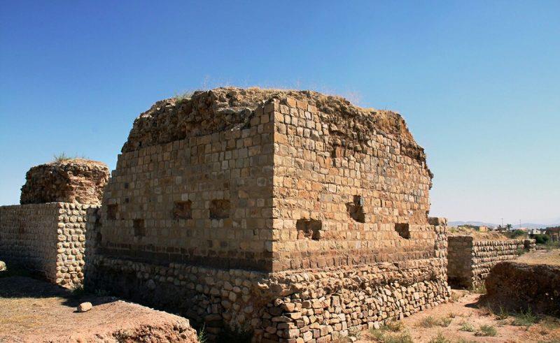 آتشكده چهارقاپی قصر شیرین-6aeZSyuCeg
