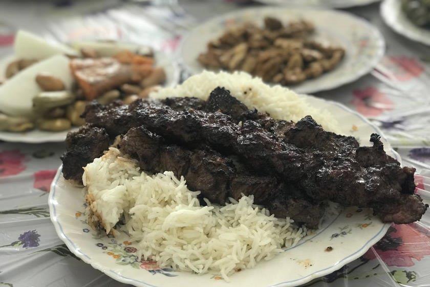 رستوران ترنگ طلایی رشت-6kOuejd1OM