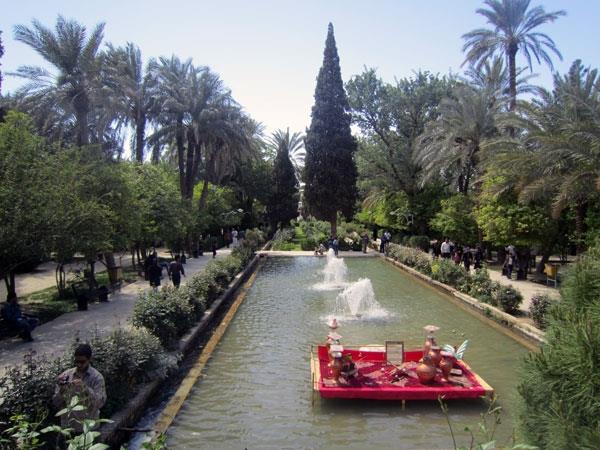 باغ گلشن طبس ، زیباترین باغ تاریخی در دل كویر-718kZFlnGk