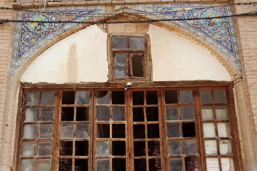 سرای وزیر قزوین-76nzQqm8ec