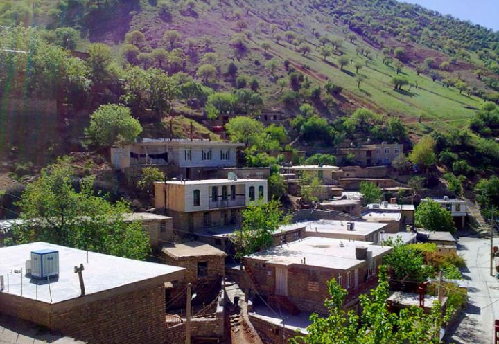 روستای اورامانات تخت-7p3CdPoeSW