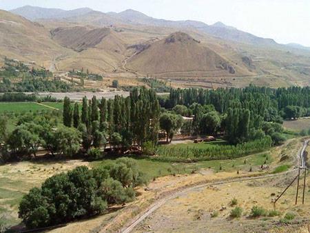 روستای ایستا-9I38c4k6bN