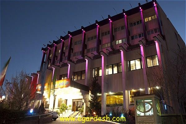 هتل پارسیان آزادی همدان-9NwwbeenrJ