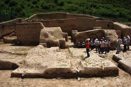 دیوار تاریخی گرگان-AMLRWPxblM