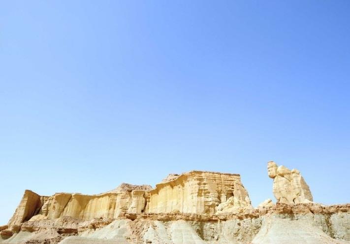تندیسهای فرسایشی بندرلنگه-ANfe9gTkFw