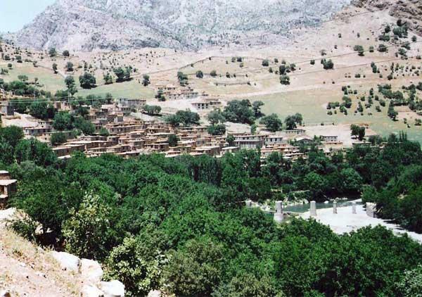 روستای سلین-AQ77OaCtvn