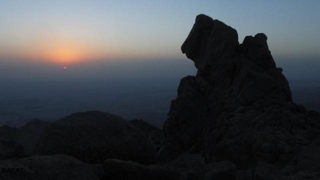 تخت نادر-ASBWvsHhNF