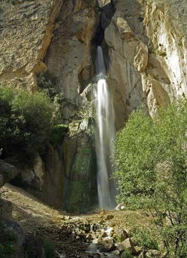 آبشار شاهاندشت-AfzXXhbAxj