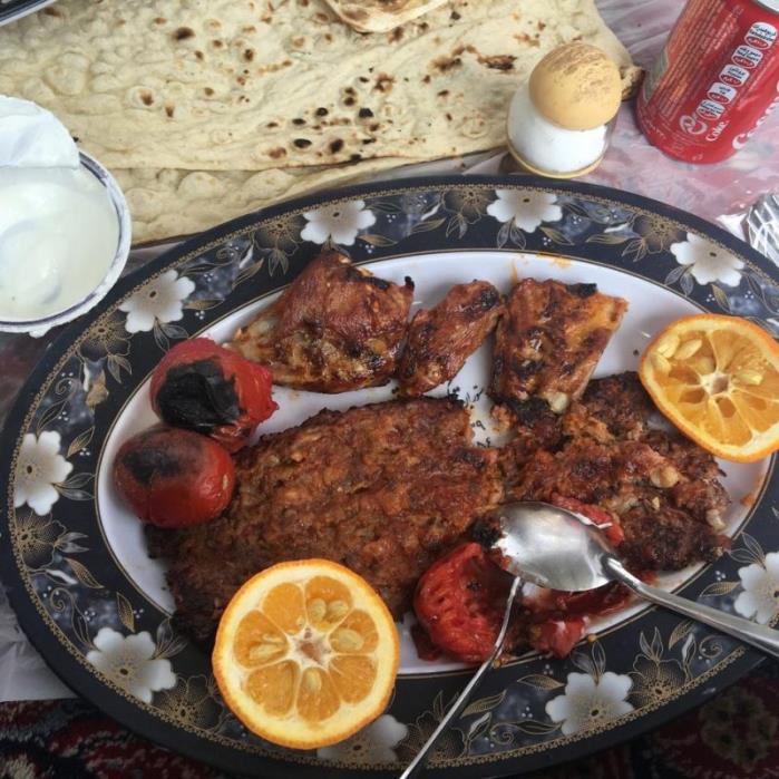 رستوران طاق بستان كرمانشاه-BtXbkgIVHj