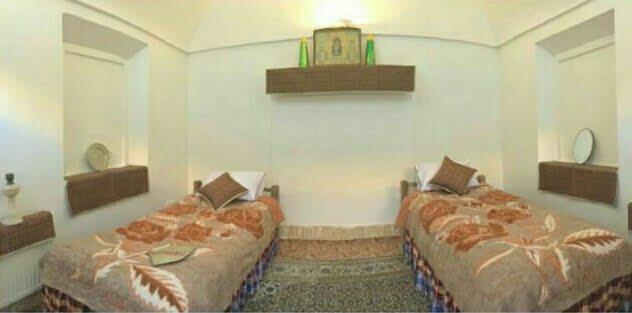 اقامتگاه بومگردی خانه رستم یزد-C2cYnytS2G