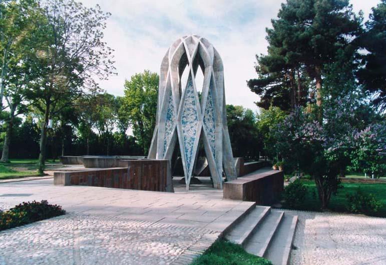 آرامگاه خیام-CJXQeOINsK